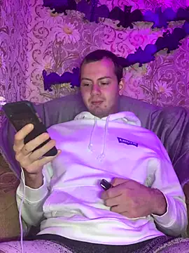 sal0mka online show from October 2025 08:09:02 PM