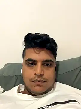 Snapshot of Noam7080z chatting on October 2025 03:54:01 PM Noam7080z online show from October 2025 03:54:01 PM