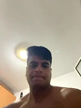 Snapshot of Noam7080z chatting on October 2025 11:13:01 PM Noam7080z online show from October 2025 11:13:01 PM