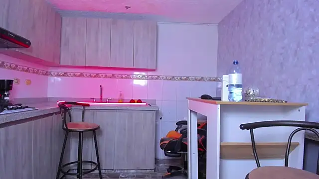 Snapshot of ZaiMoon_ chatting on January 2026 08:01:02 PM ZaiMoon online show from January 2026 08:01:02 PM