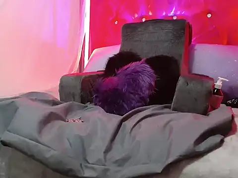 Snapshot of Tulindabonny chatting on March 2026 10:05:01 PM Tulindabonny online show from March 2026 10:05:01 PM