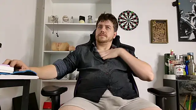 aaron nvk online show from March 2026 08:42:01 PM