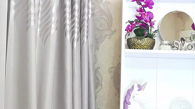 AlexisDevine online show from February 2026 05:25:01 AM