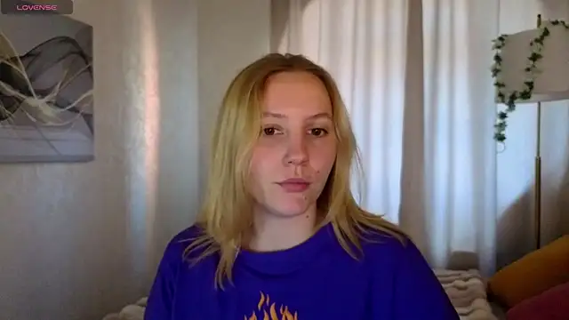 Snapshot of Anna_Chelsea chatting on May 2026 01:02:02 AM Anna Chelsea online show from May 2026 01:02:02 AM