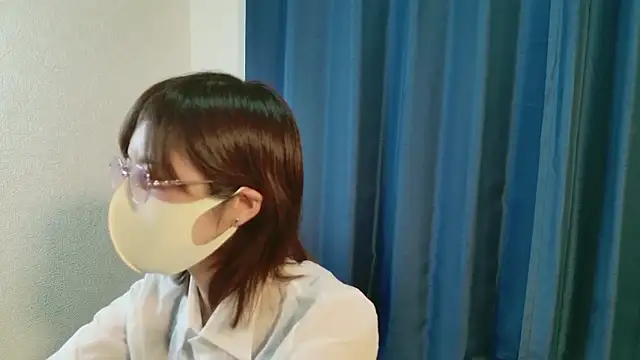 Snapshot of yuka12301230 chatting on October 2025 08:48:01 AM yuka12301230 online show from October 2025 08:48:01 AM