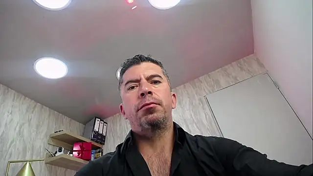 JuanKFit 45 online show from March 2026 04:29:01 AM