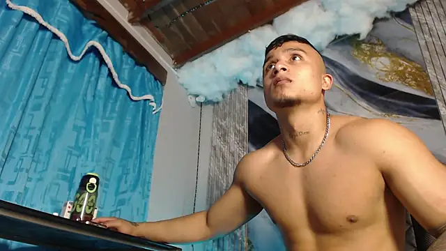 Snapshot of ThiagoBlaze chatting on July 2026 03:34:01 AM ThiagoBlaze online show from July 2026 03:34:01 AM