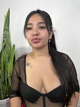 Snapshot of meli__brown chatting on May 2026 07:54:01 PM meli brown online show from May 2026 07:54:01 PM