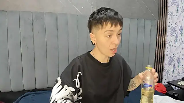 Snapshot of _Hannah_Hot chatting on January 2026 02:48:02 AM Hannah Hot online show from January 2026 02:48:02 AM