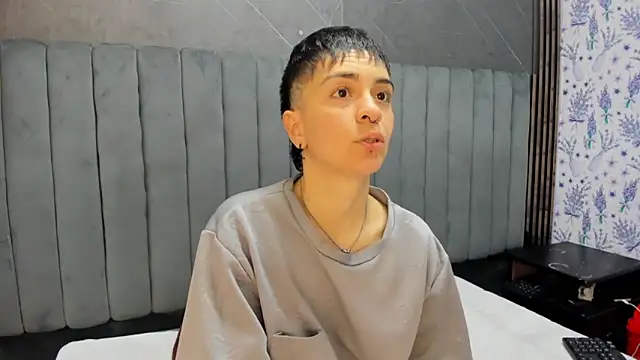 Snapshot of _Hannah_Hot chatting on February 2026 02:21:02 AM Hannah Hot online show from February 2026 02:21:02 AM