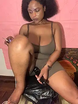 jayjayja19 online show from October 2025 04:03:02 PM