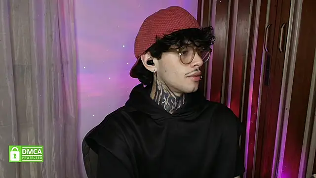 Mihail leroy online show from February 2026 02:19:02 AM