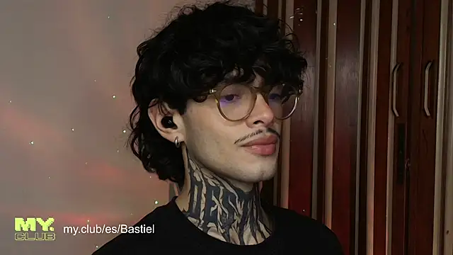 Mihail leroy online show from March 2026 02:38:01 AM