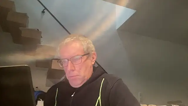 choupipat1 online show from November 2025 08:14:02 AM