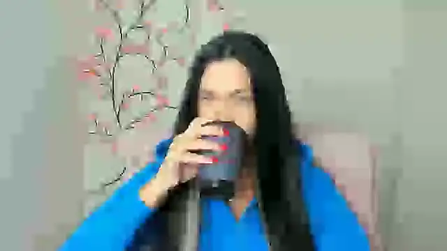 Snapshot of Lune_Moon chatting on April 2026 05:18:02 AM Lune Moon online show from April 2026 05:18:02 AM