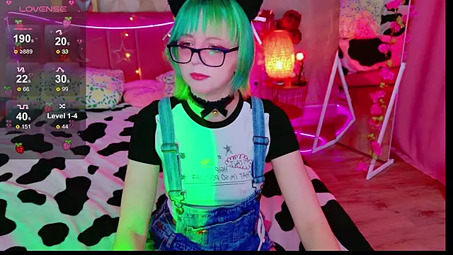 CoralineYoung online show from April 2026 07:24:01 AM