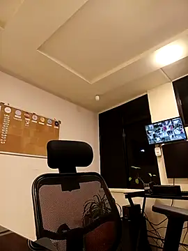 KITY HILL online show from February 2026 01:51:01 AM