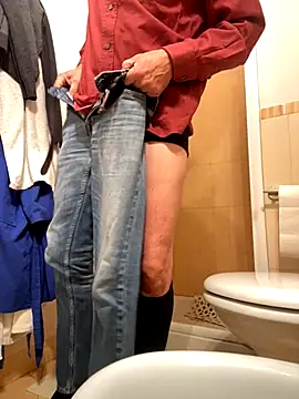 Snapshot of sasatimido chatting on November 2025 03:45:01 AM sasatimido online show from November 2025 03:45:01 AM