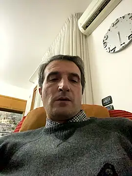 Snapshot of sasatimido chatting on January 2026 05:32:02 AM sasatimido online show from January 2026 05:32:02 AM