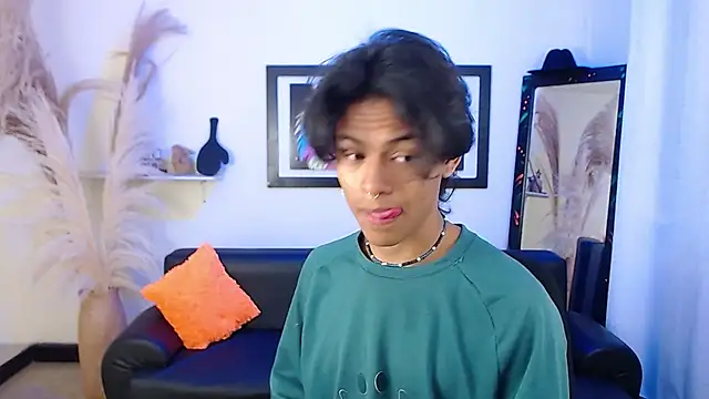 dreyk20 online show from September 2025 02:22:01 PM