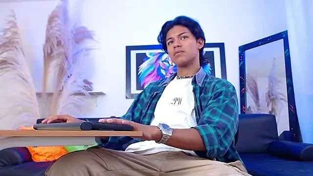 dreyk20 online show from October 2025 01:51:02 PM