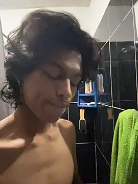 dreyk20 online show from April 2026 04:41:02 PM