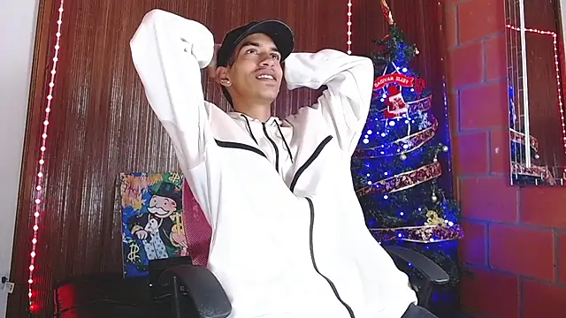 briamhoconor xh online show from December 2025 08:49:02 PM