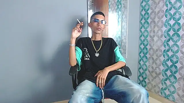 briamhoconor xh online show from June 2026 03:33:02 AM