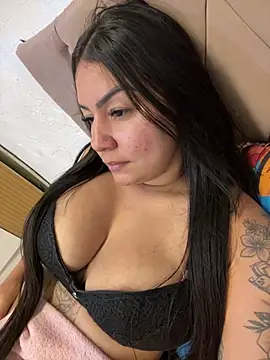 julianamascarada online show from July 2026 12:57:02 AM