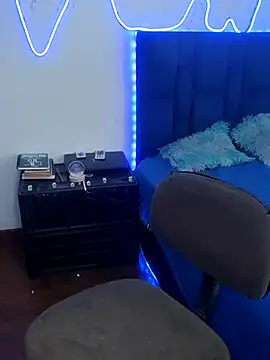 Tattoboy19cm online show from September 2025 02:17:01 PM