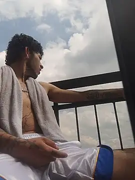 Tattoboy19cm online show from October 2025 03:12:02 PM