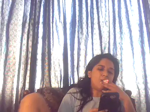 Snapshot of cute_indianxo chatting on October 2025 09:43:01 AM cute indianxo online show from October 2025 09:43:01 AM