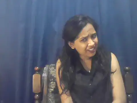 Snapshot of cute_indianxo chatting on December 2025 05:31:02 PM cute indianxo online show from December 2025 05:31:02 PM