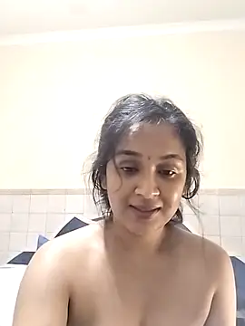 Snapshot of cute_indianxo chatting on February 2026 09:31:02 PM cute indianxo online show from February 2026 09:31:02 PM