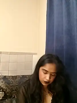 cute indianxo online show from May 2026 10:07:01 PM
