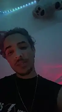 Snapshot of luluycoco chatting on October 2025 07:49:02 AM luluycoco online show from October 2025 07:49:02 AM