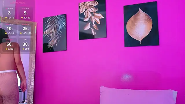 Snapshot of cutepetitee chatting on September 2025 08:03:01 PM cutepetitee online show from September 2025 08:03:01 PM