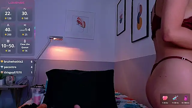 Snapshot of cutepetitee chatting on October 2025 07:46:02 PM cutepetitee online show from October 2025 07:46:02 PM