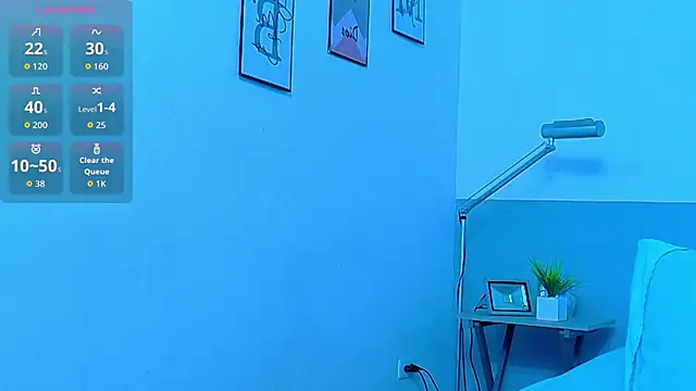 Snapshot of cutepetitee chatting on November 2025 08:08:01 PM cutepetitee online show from November 2025 08:08:01 PM