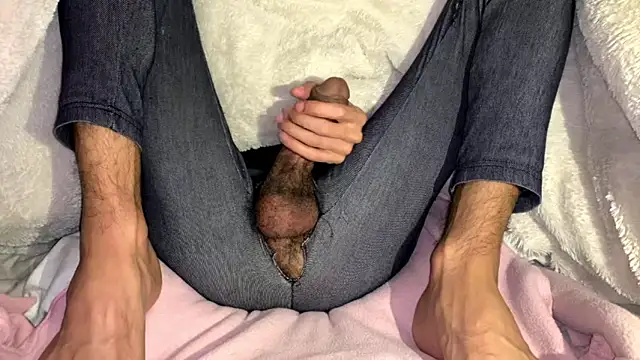 BouncySubsidy online show from January 2026 03:06:02 PM