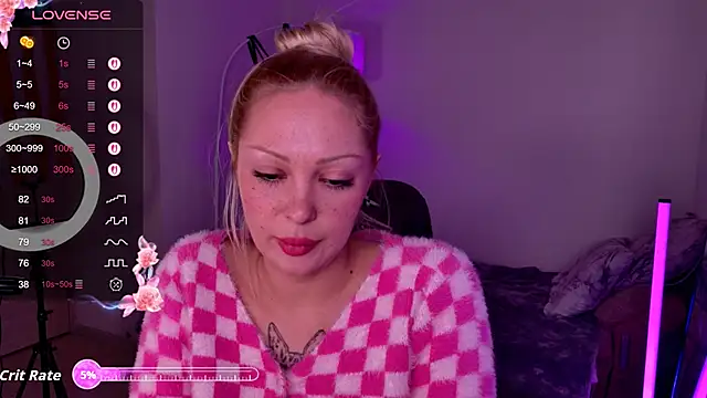 LeksaCandy online show from November 2025 03:14:02 PM