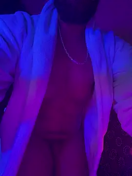 DjDiCKmannOnE online show from January 2026 10:47:01 PM