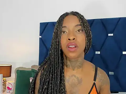 Pauline Fox online show from October 2025 12:03:02 PM