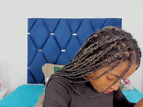 Pauline Fox online show from October 2025 12:10:02 AM