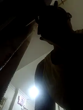 Trade010 online show from November 2025 03:55:01 PM