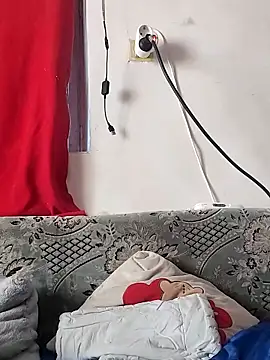 Themaskedgirl21 online show from April 2026 09:35:02 AM