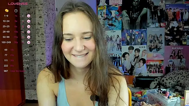 LucyRose3 online show from September 2025 04:39:02 PM