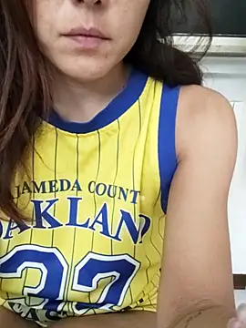 alicepavia22 online show from September 2025 07:58:02 PM