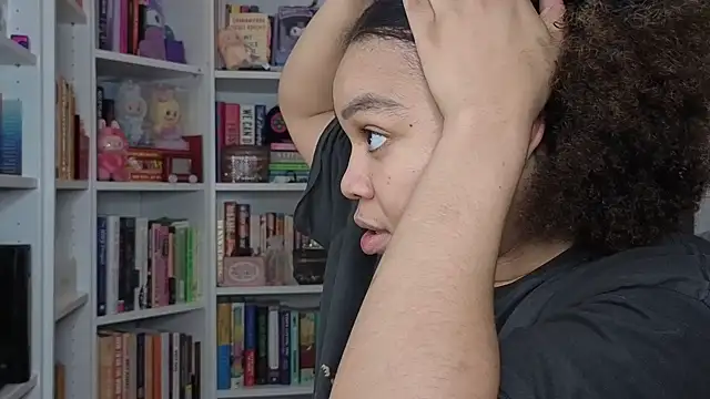 zahrabliss online show from October 2025 12:43:02 AM