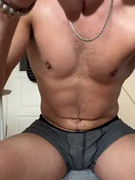 LUKADDES online show from February 2026 12:43:02 PM